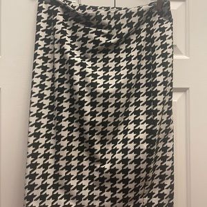 Knee length skirt.
